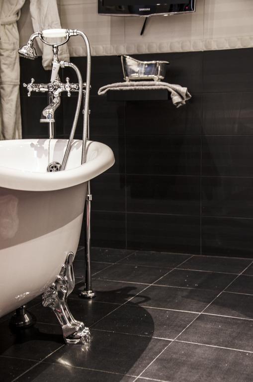 Only One Vatican Luxury Apartment Рим Екстер'єр фото