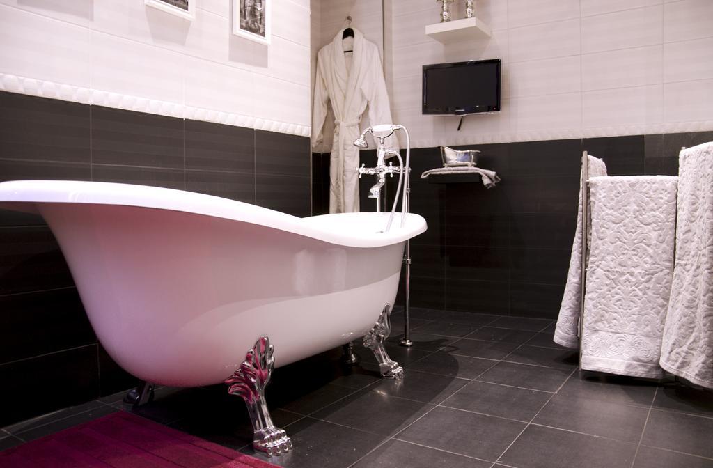 Only One Vatican Luxury Apartment Рим Екстер'єр фото